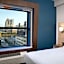 Holiday Inn Express & Suites Pittsburgh North Shore By IHG
