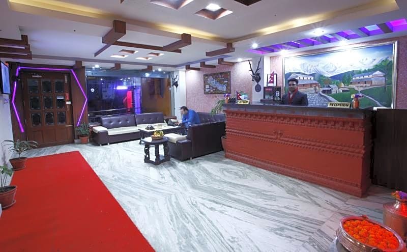 Alpine Hotel And Apartment