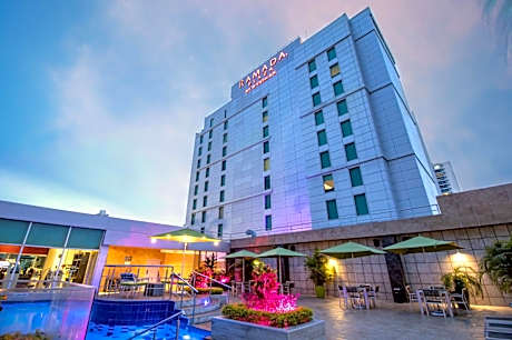 Ramada Plaza Panama Punta Pacifica