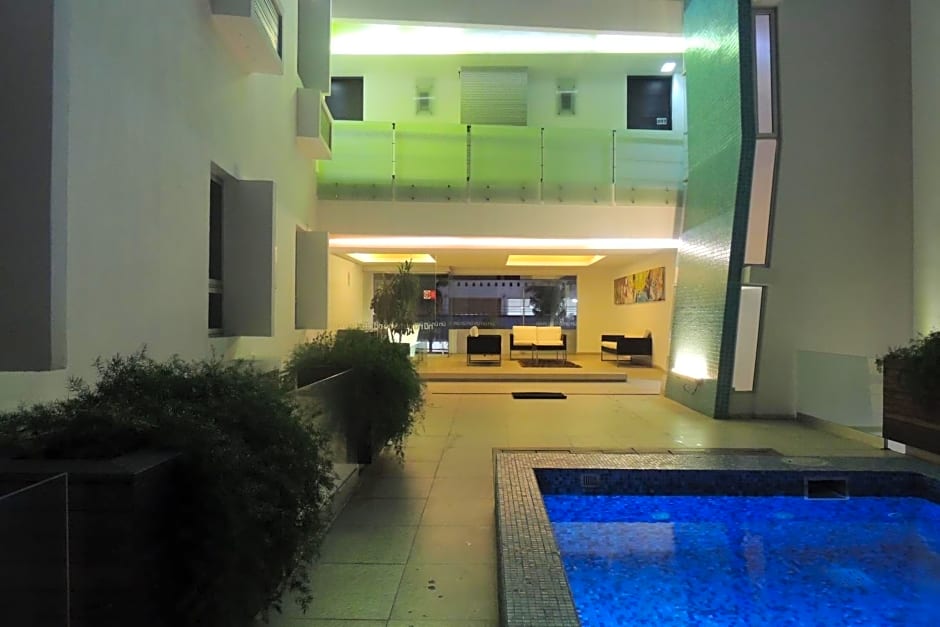 Nu Hotel