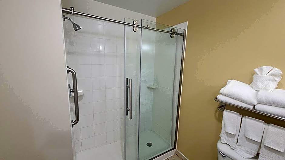 Garner Hotel Panama City Beach Northeast By IHG