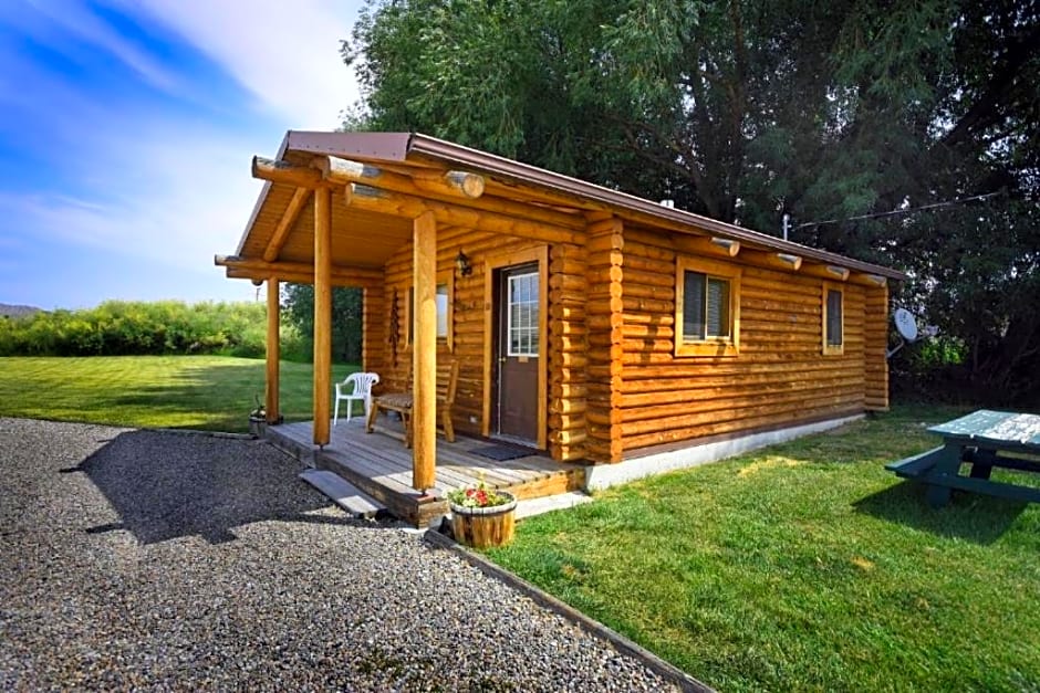 Sportsman Lodge Melrose MT