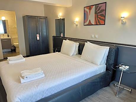Standard - 1 Bed Double Non-Smoking