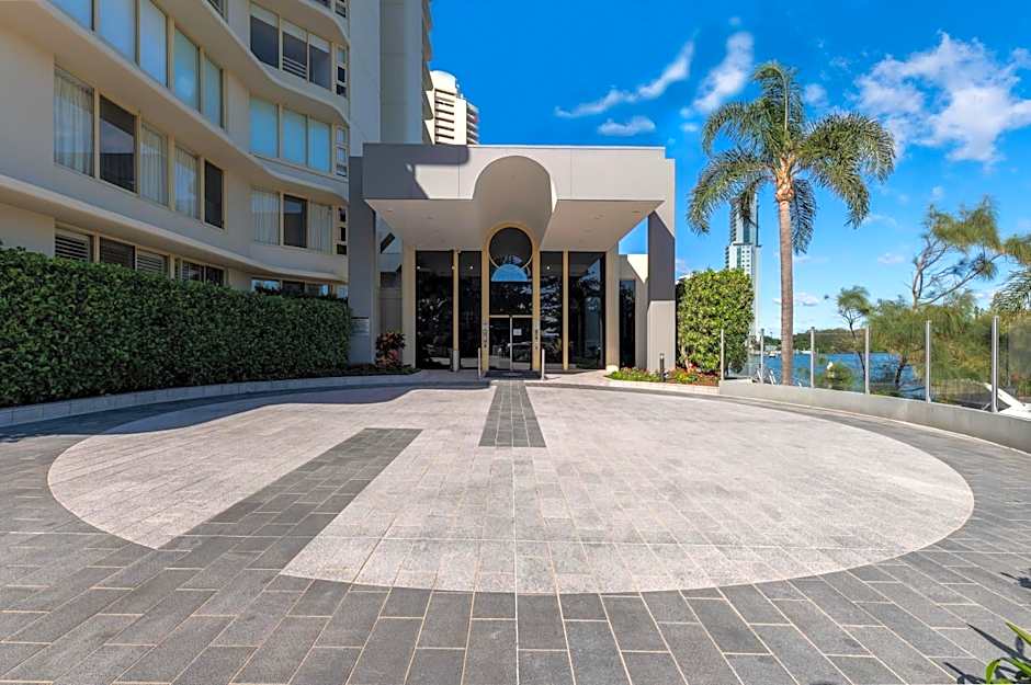 Contessa Holiday Apartments