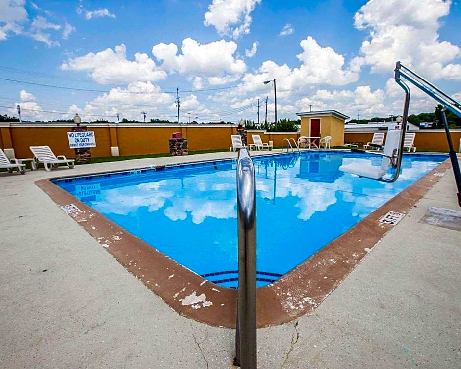 Quality Inn Greenwood Hwy 25