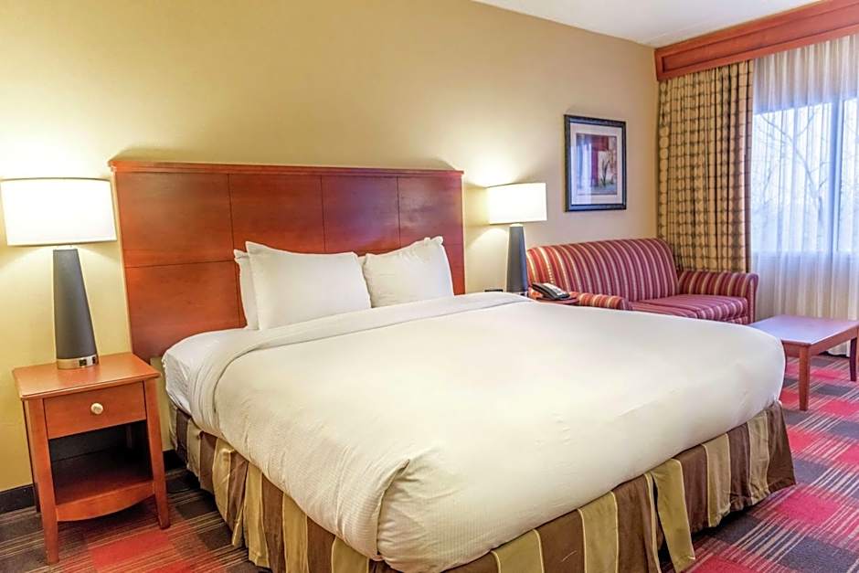 DoubleTree by Hilton Holland