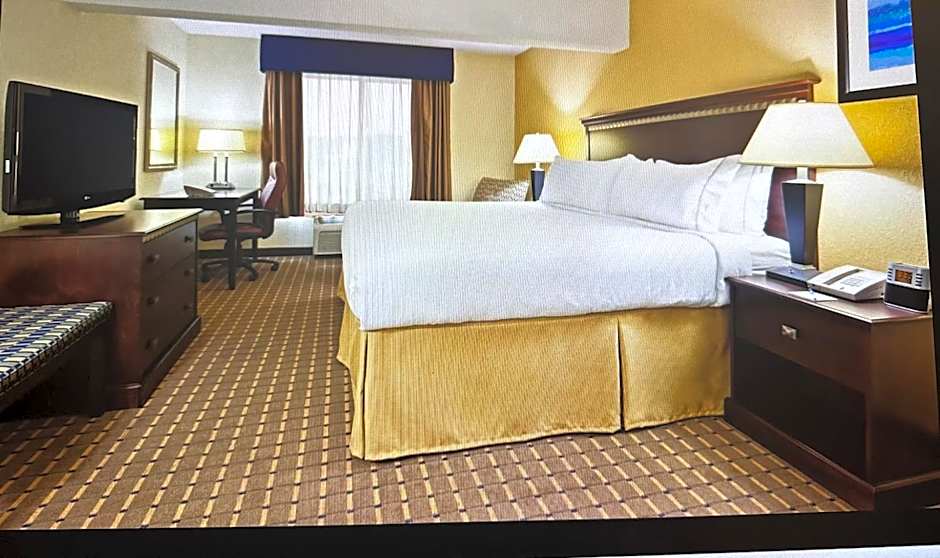 Holiday Inn Express and Suites Allentown West By IHG