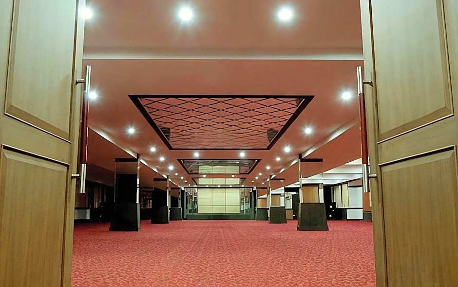 Nana Buri Hotel