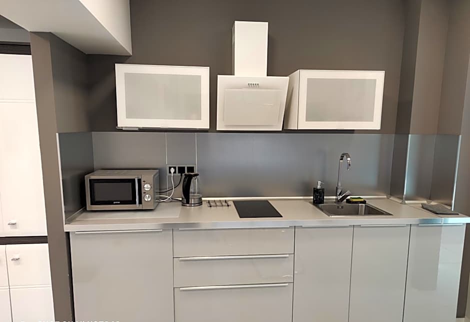 AQUA SOLAR APARTMANHÁZ