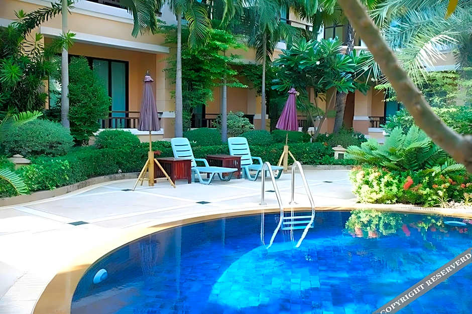 Le Casa Bang Saen Hotel