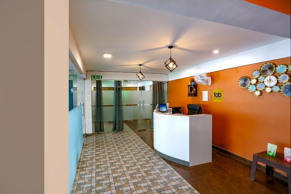 Skylight Inn by FabHotel – Gurgaon, NY