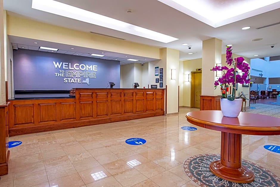 Hampton Inn By Hilton & Suites Rockville Centre, NY