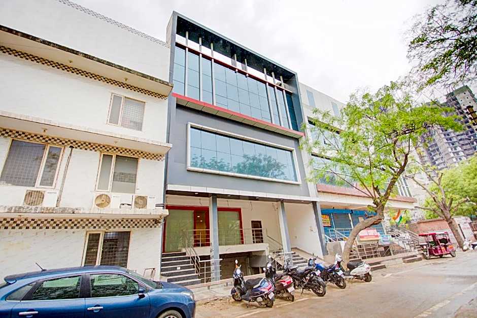 Super Townhouse Townhouse Atal Chowk Indirapuram Ghaziabad