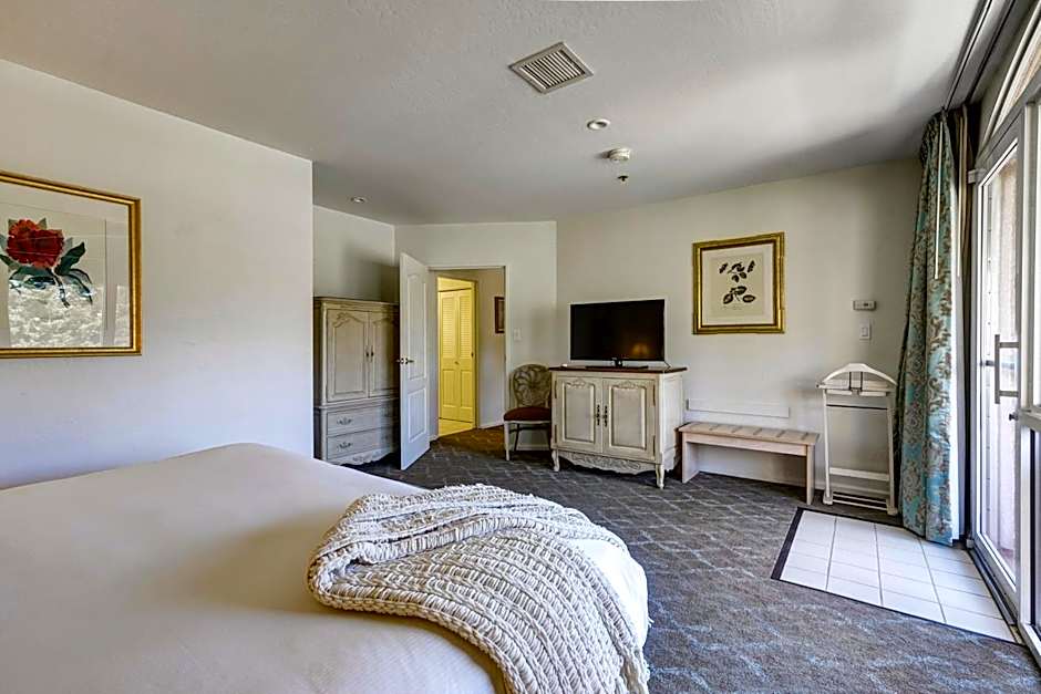 Forest Villas Hotel