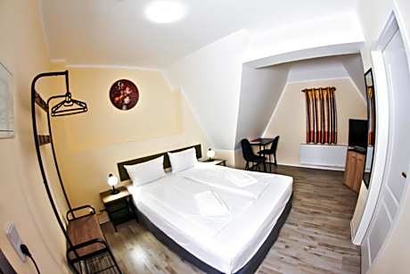 Small Double Room