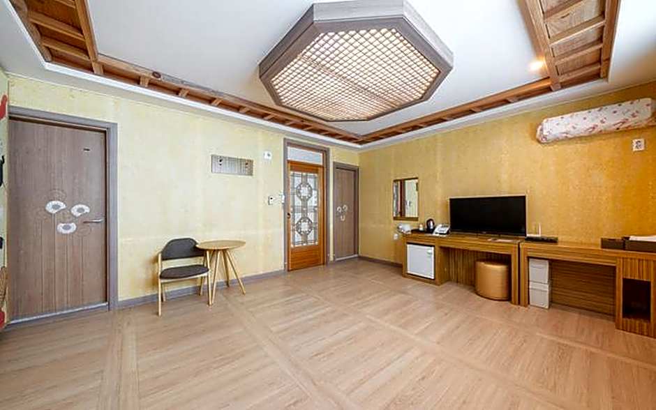 Hanok Hotel Kung