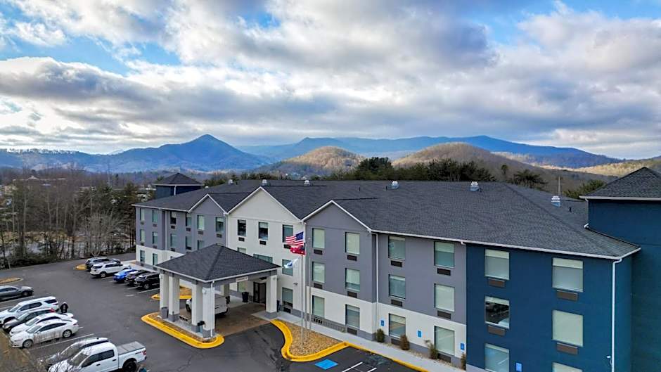 Holiday Inn Express Hotel & Suites Hiawassee By IHG