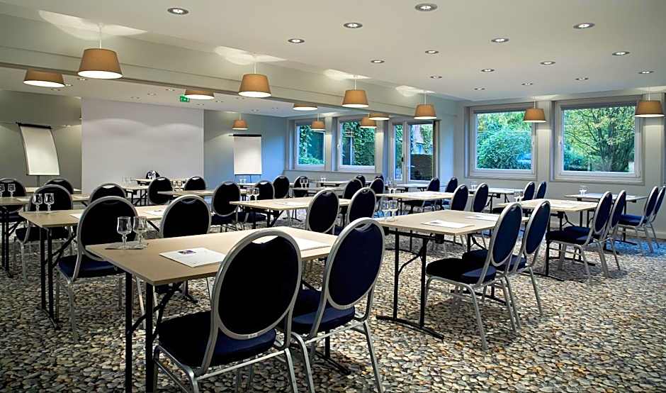 Kyriad Lille Est - Villeneuve d'Ascq