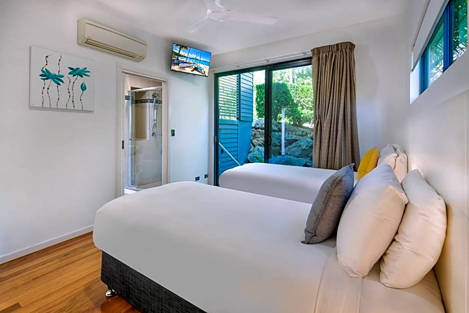 Pinnacle Apartments on Hamilton Island by HIHA