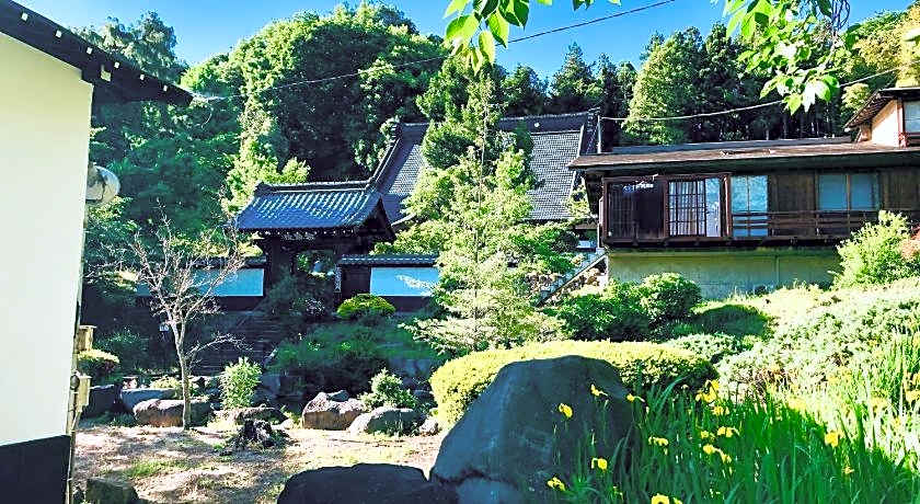 Temple Hotel Ryutakuzenji