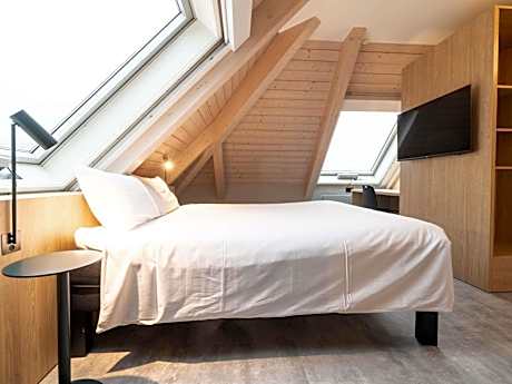 Deluxe Double Room with Sofa Bed