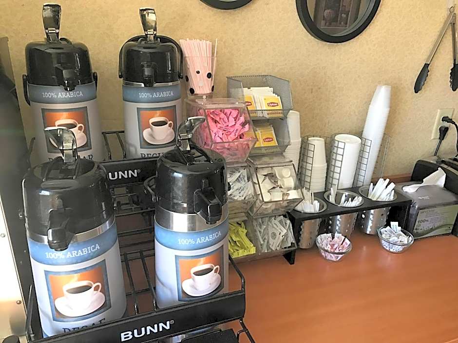 Suburban Studios Brunswick I-95