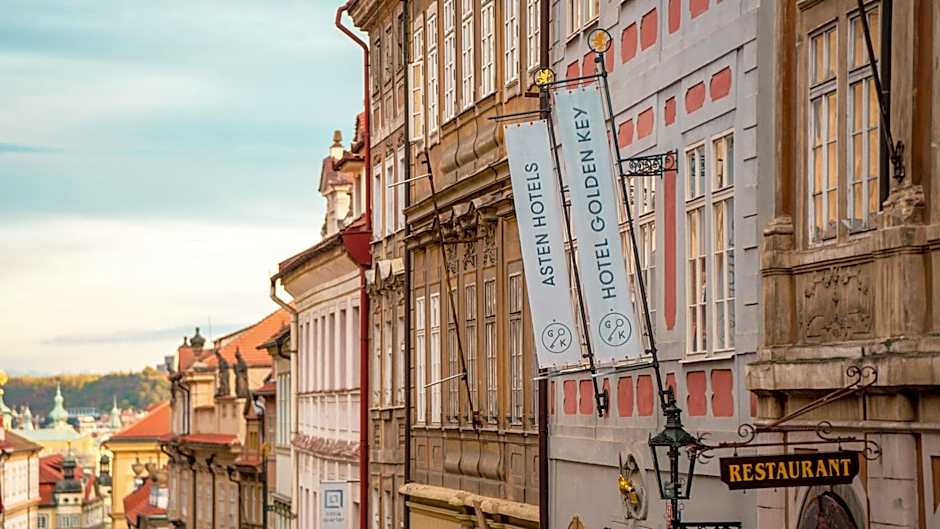 Hotel Golden Key Prague Castle