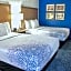 La Quinta Inn & Suites by Wyndham NE Long Beach/Cypress