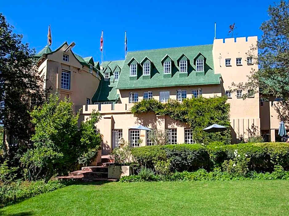 Chartwell Castle & Guest House