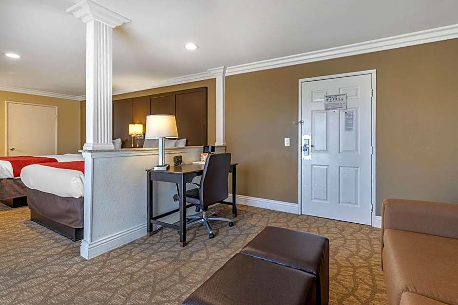 Comfort Suites San Clemente Beach