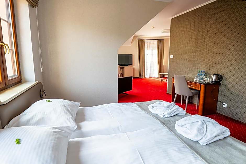 Hotel - Dworek Tryumf