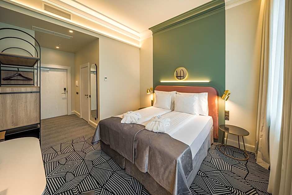 Wellton Riverside SPA Hotel