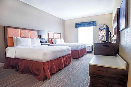 2 Queen Beds Nonsmoking