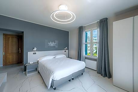 Deluxe Double Room with Sea View