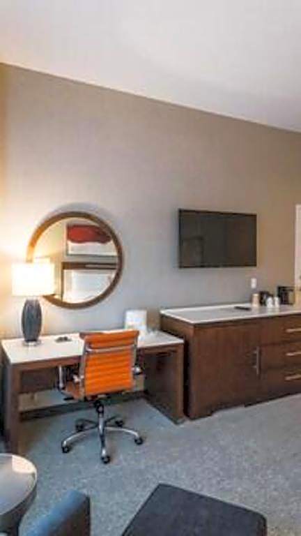 Delta Downs Racetrack Casino Hotel