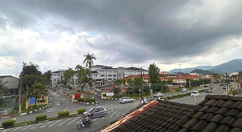 MAXWELL INN LUXURY HOTEL