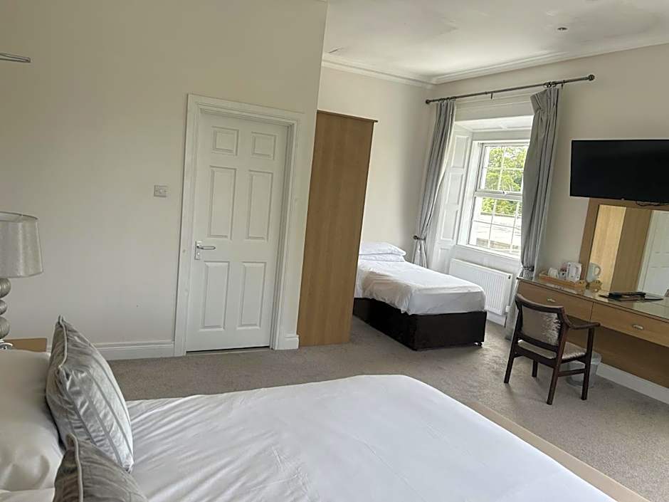 Drummond Hotel