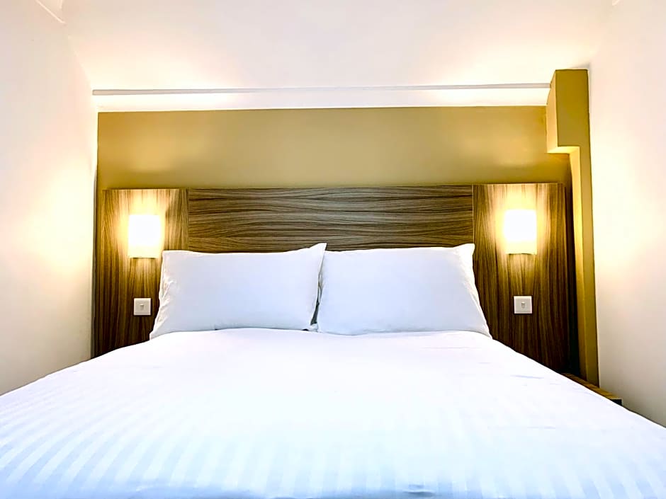 De Regency Style Hotel