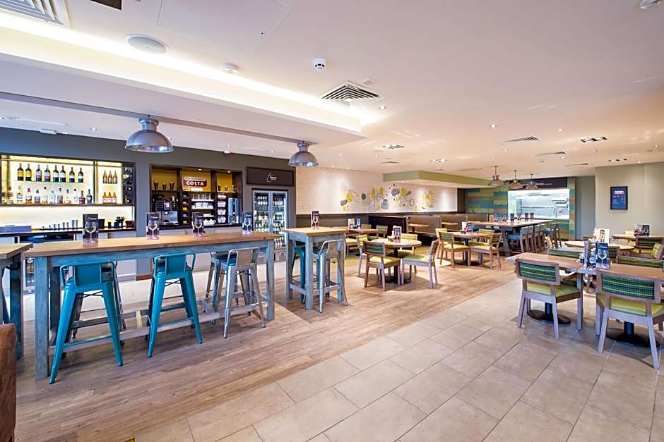 Premier Inn Basingstoke Town Centre