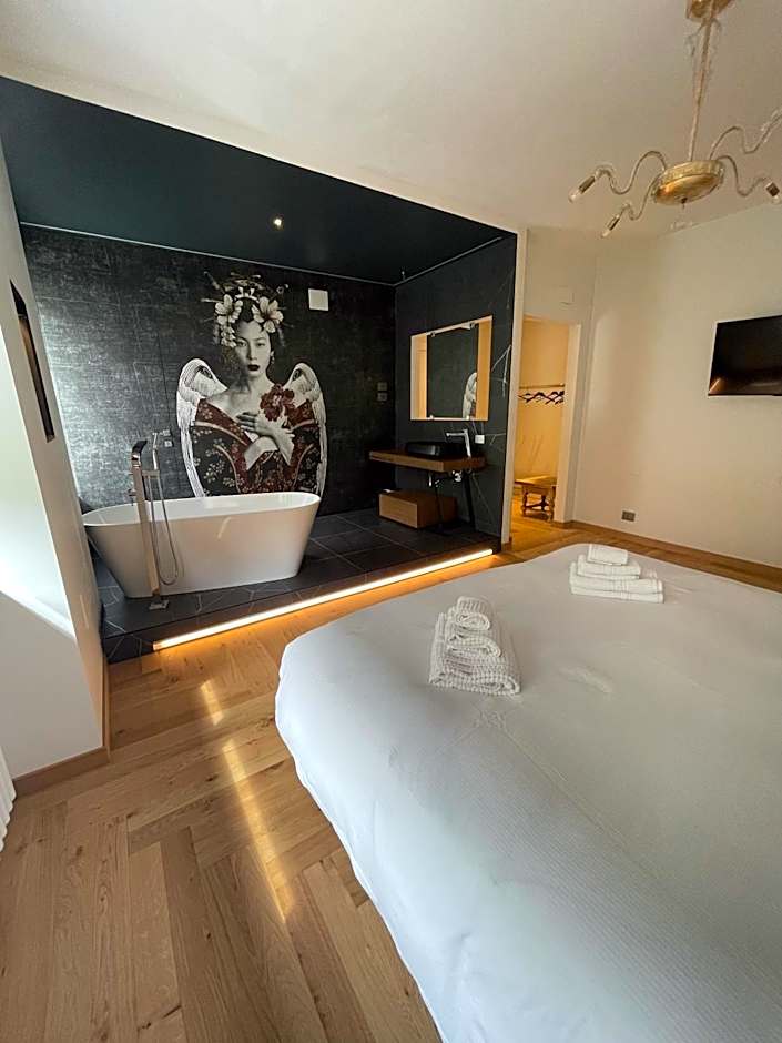 The Lion's Den BnB