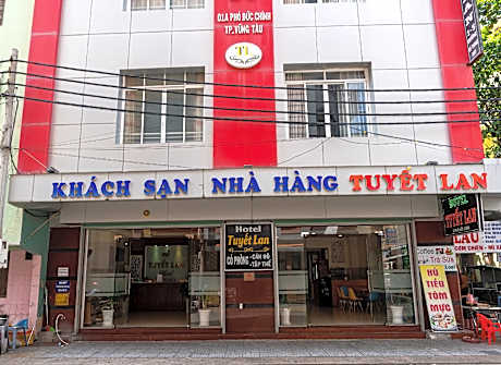 Tuyet Lan Hotel