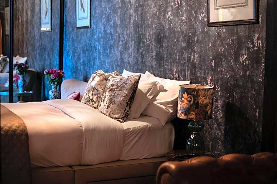 Red Lion, Coorie Inn