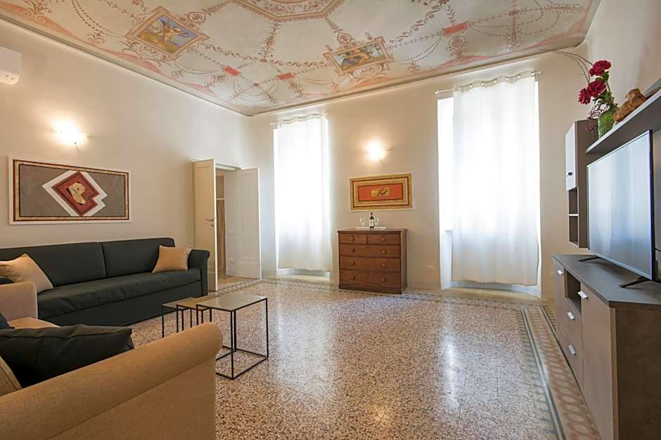 Piazza Paradiso Accommodation