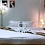 Montana Hotel & Hostel Phuket