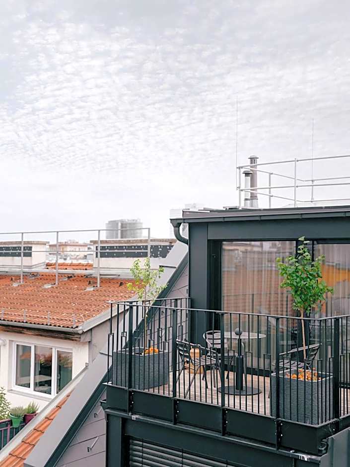 WELTWIEN Luxury Art Apartments & Free Parking