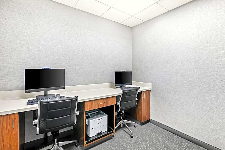 Hampton Inn By Hilton Omaha/West Dodge Road, Old Mill