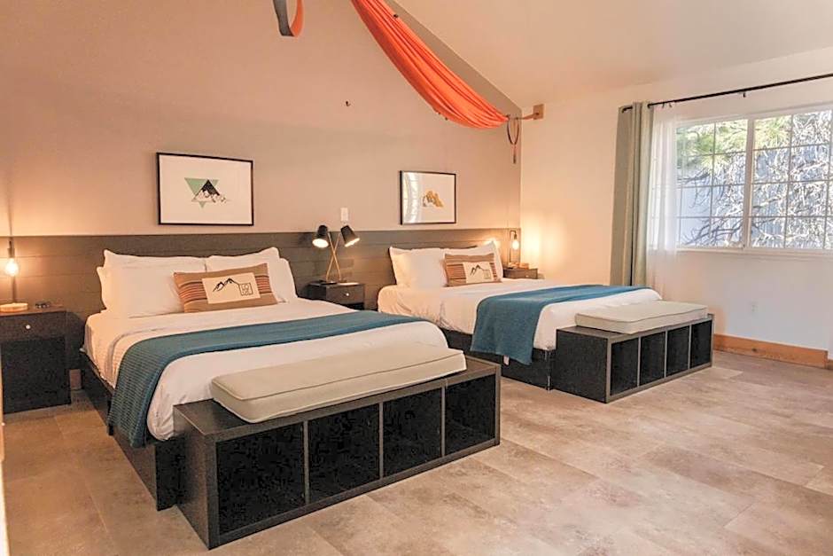Summit View Inn