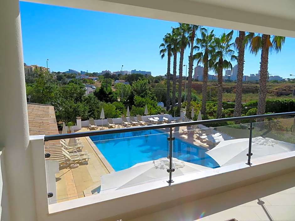 Hotel Alcaide