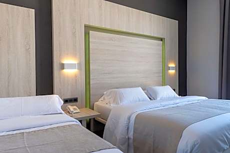 Triple Room with Balcony