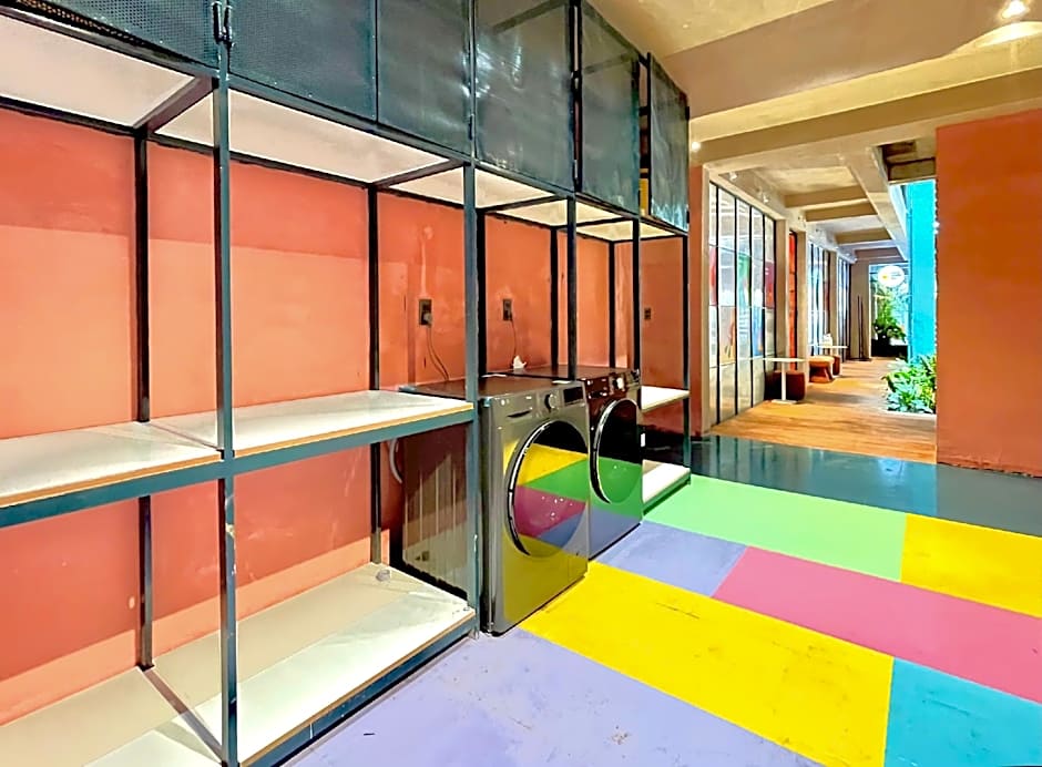 Joi Boutique Bãi Trước